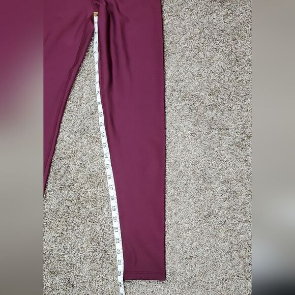Peloton Maroon Purple Leggings - Picture 5 of 6